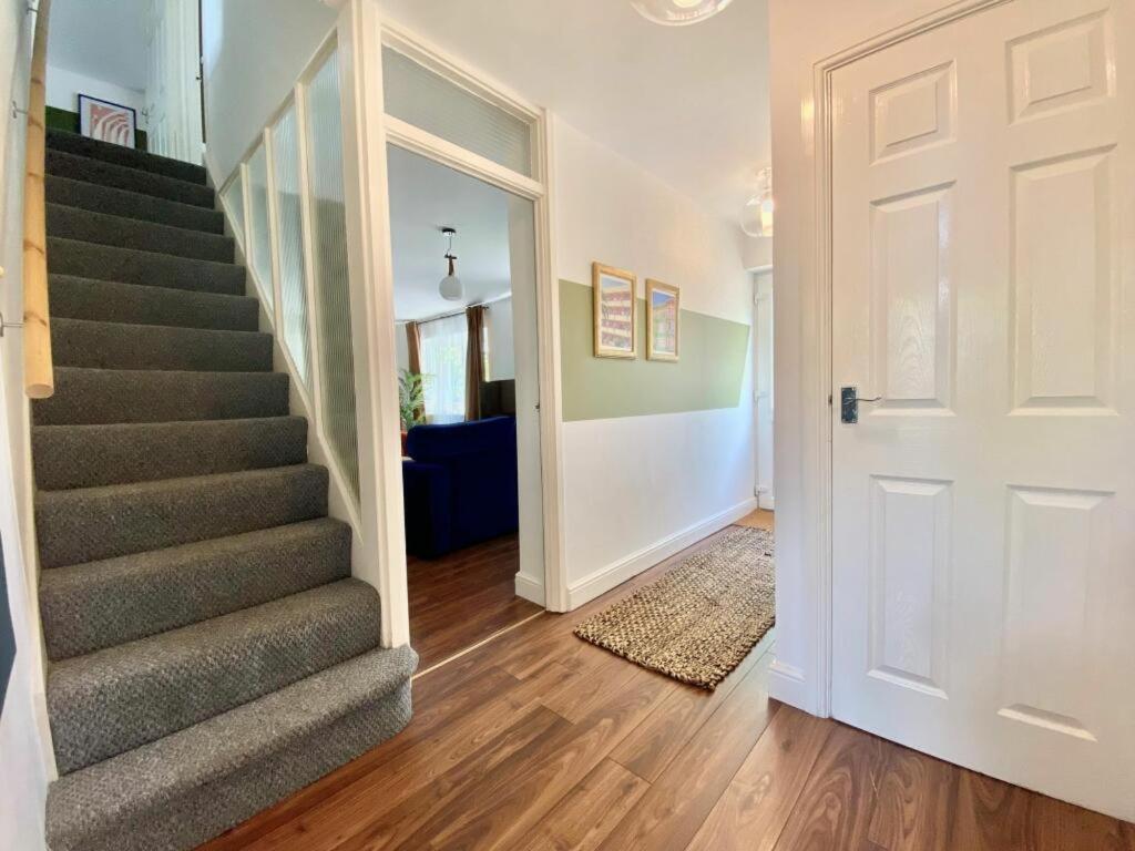 Coventry Huge 4Bed 2Bath Private Parking Nec By Empower Homes Buitenkant foto